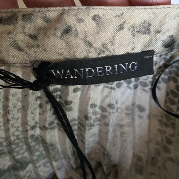 Wandering snakeskin midi skirt size 36 xxs - Picture 13 of 13